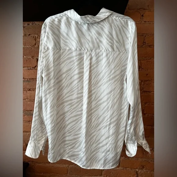 Banana Republic Animal Print Satin Button Down- Large - Picture 2 of 5